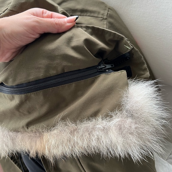 Canada Goose Langfordtt Parka – Military Green (Size S) - Picture 10 of 10